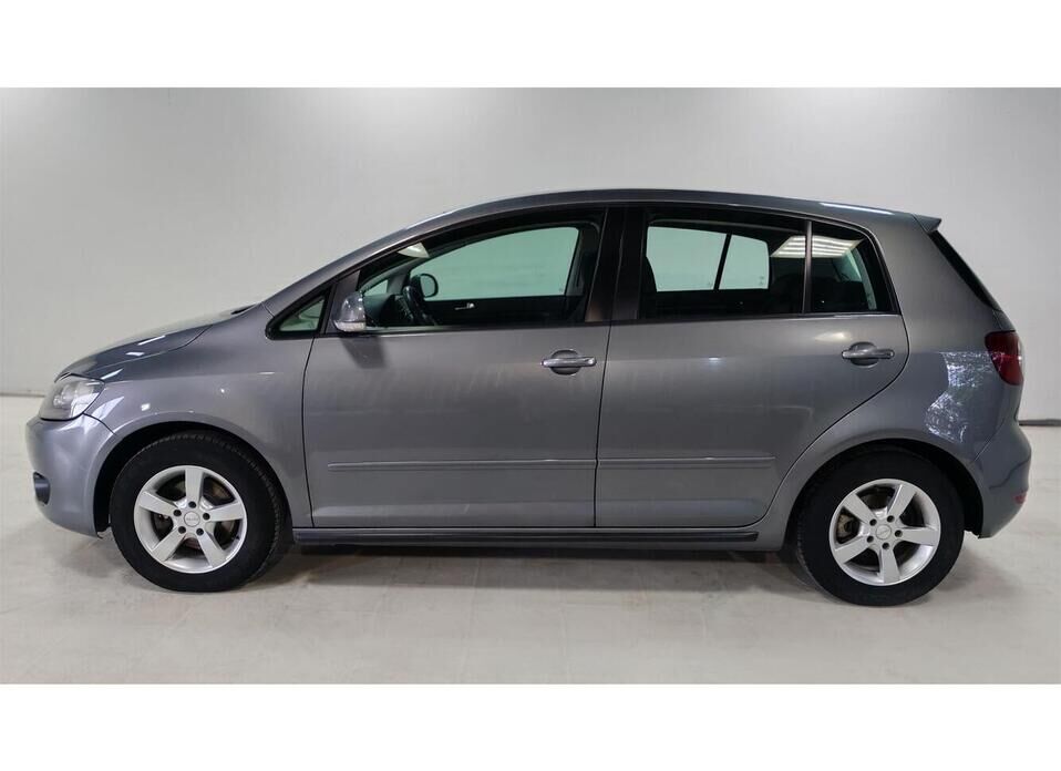 Volkswagen Golf Plus, II 1.6 AMT (102 л.с.)