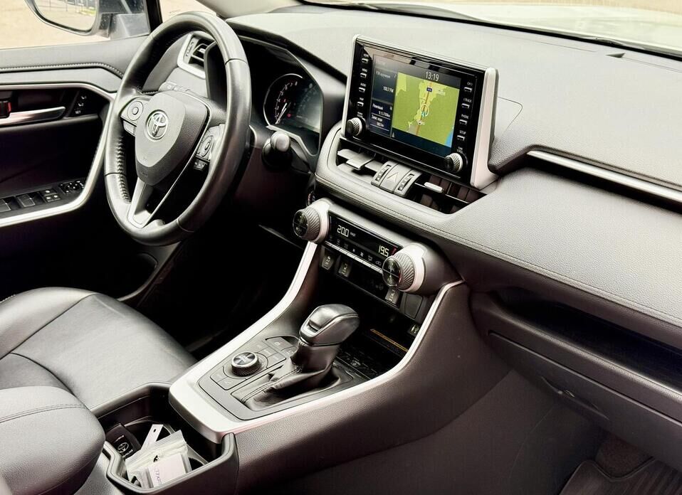 Toyota RAV4, V (XA50) 2.5 AT (199 л.с.) 4WD