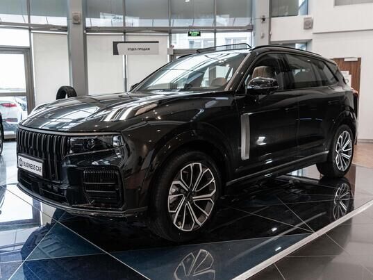 Lynk & Co 09