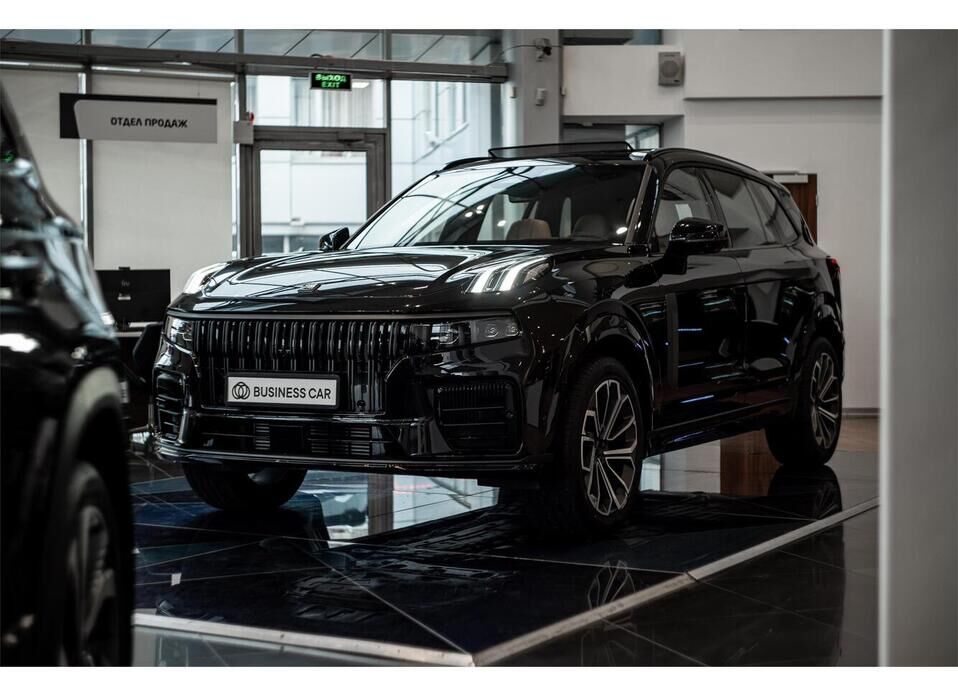 Lynk & Co 09 MHEV 2.0 AT (254 л.с.) 4WD
